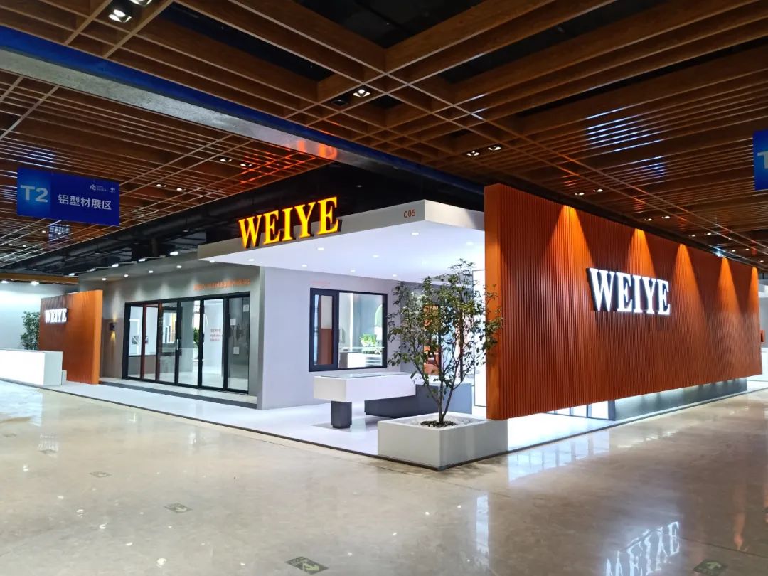 陶醉式打卡泛家居展！高颜解锁凯时全新铝应用
